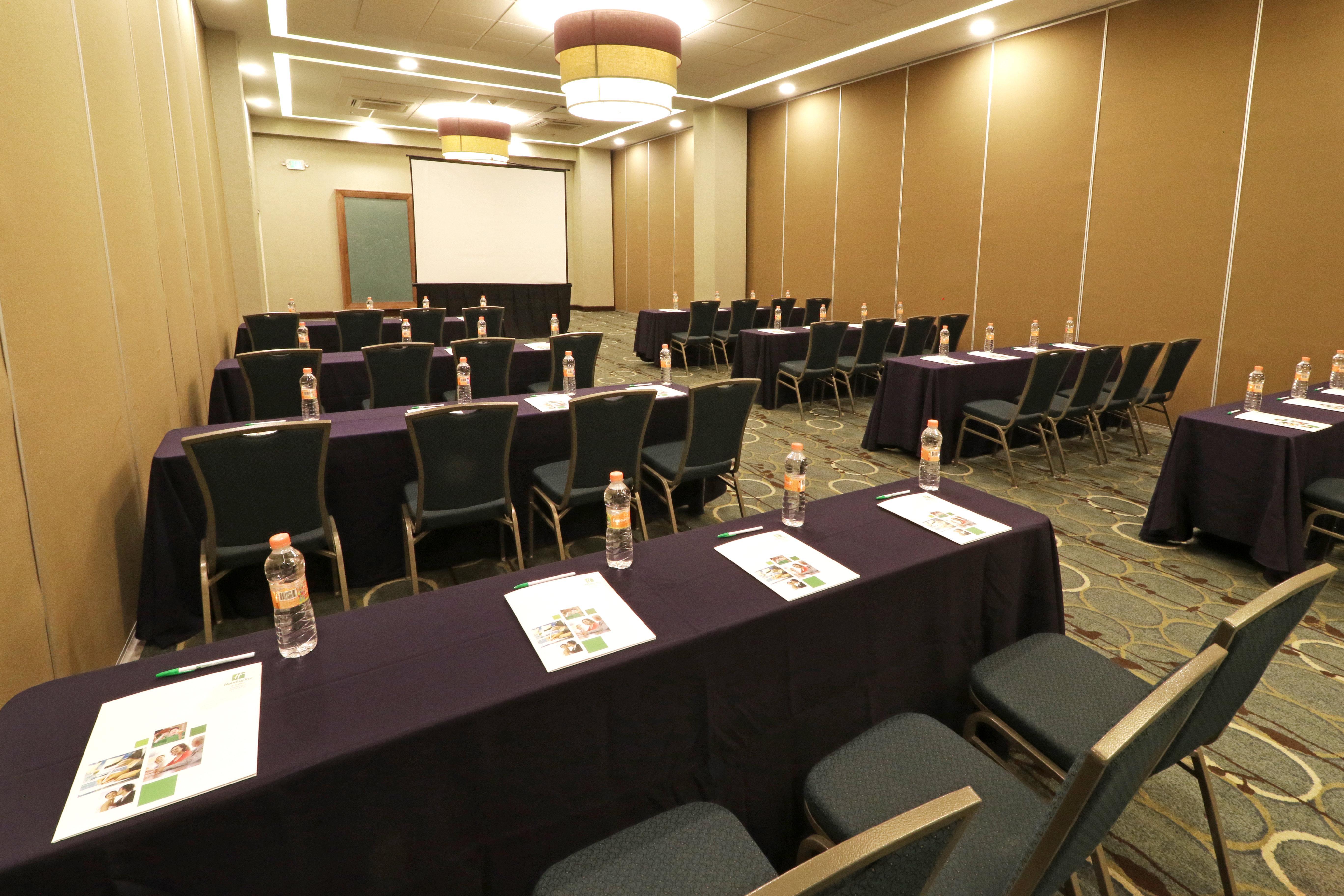 Holiday Inn Hotel & Suites Hermosillo Aeropuerto By Ihg Buitenkant foto