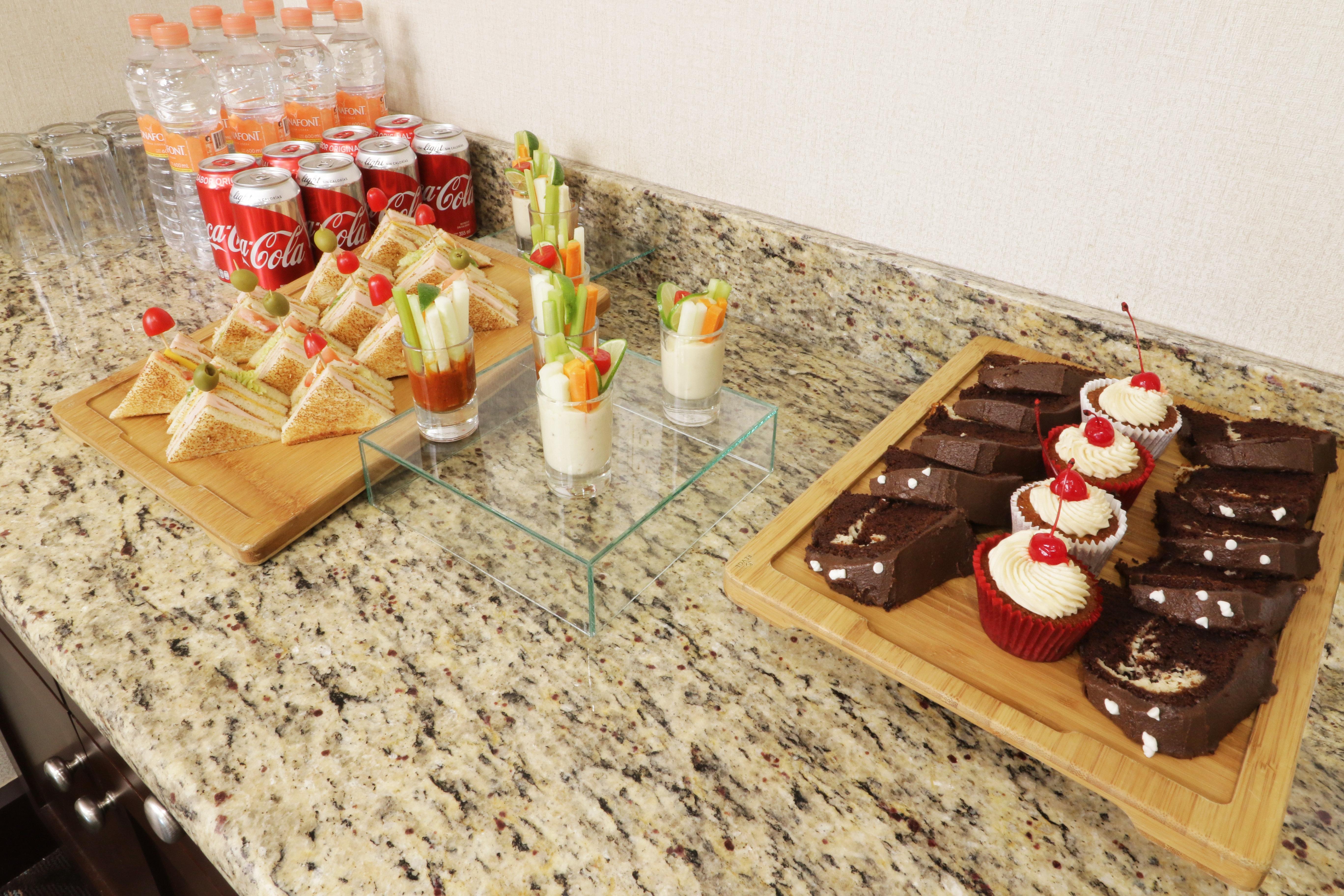 Holiday Inn Hotel & Suites Hermosillo Aeropuerto By Ihg Buitenkant foto