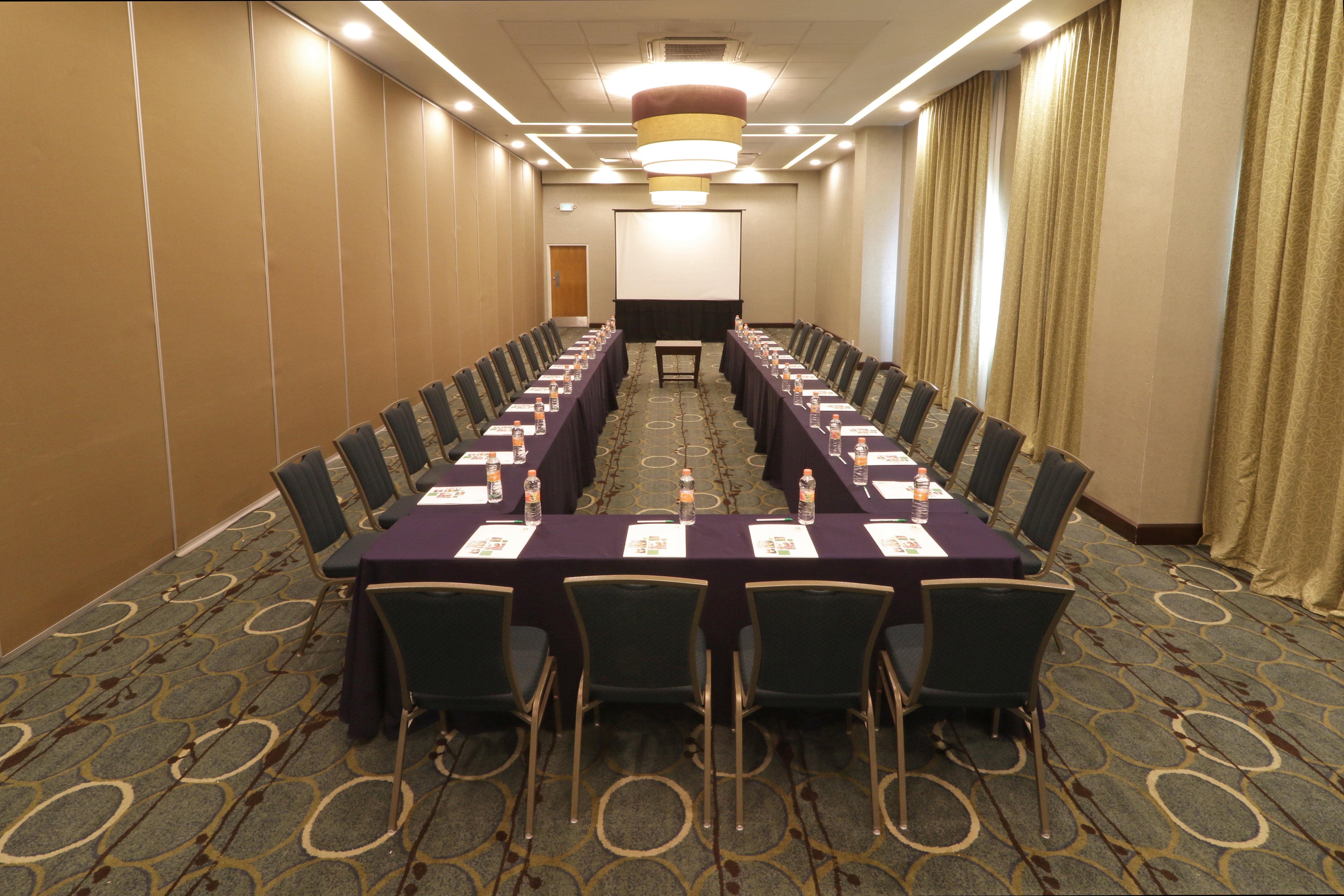 Holiday Inn Hotel & Suites Hermosillo Aeropuerto By Ihg Buitenkant foto