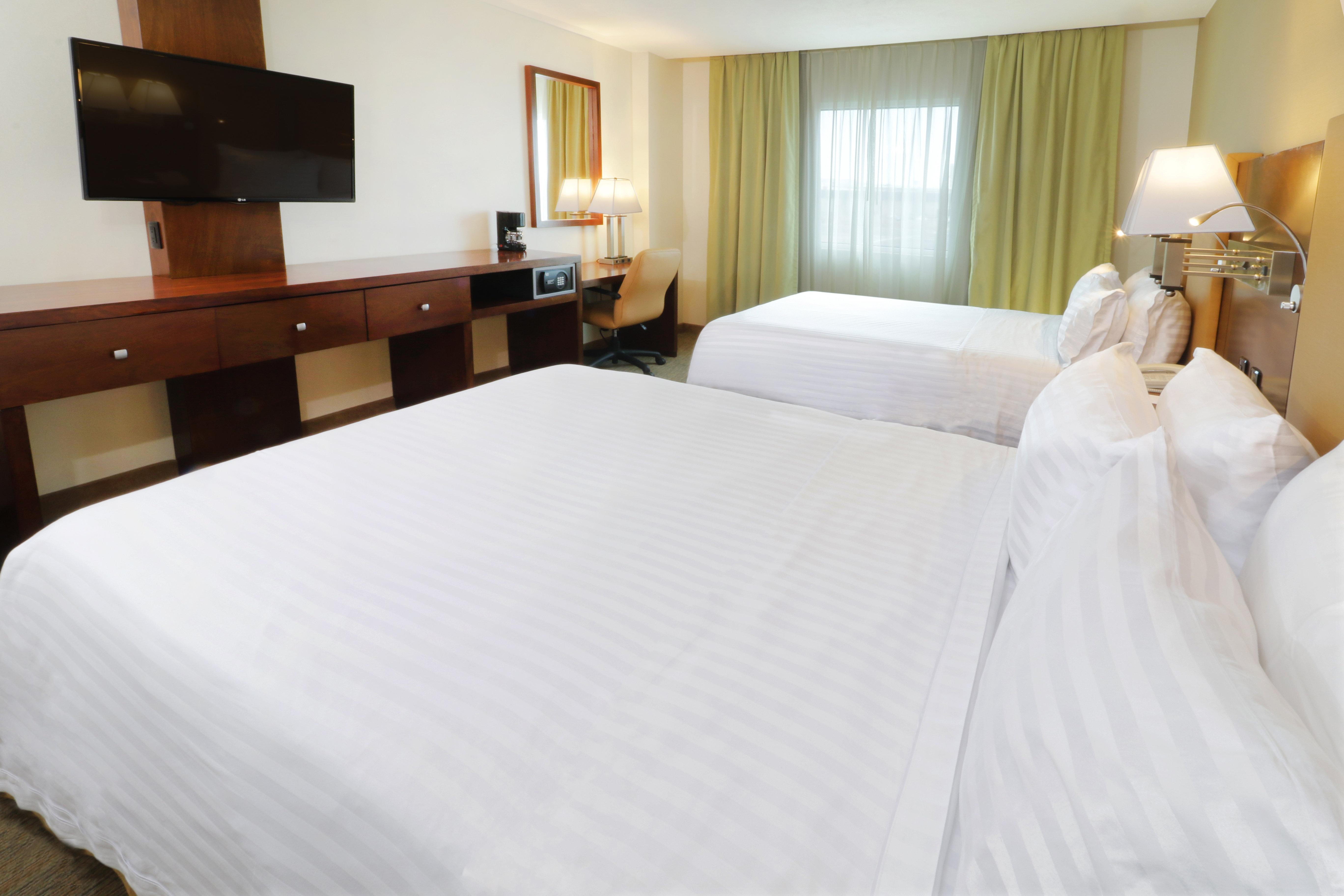 Holiday Inn Hotel & Suites Hermosillo Aeropuerto By Ihg Buitenkant foto